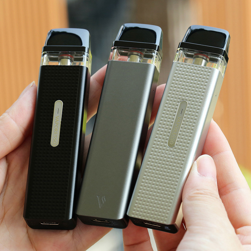 Vaporesso XROSの小型ポッドのキット1000mAh多用性があるXROS 1.2ohm 0.8ohmのカートリッジ